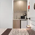 Mar