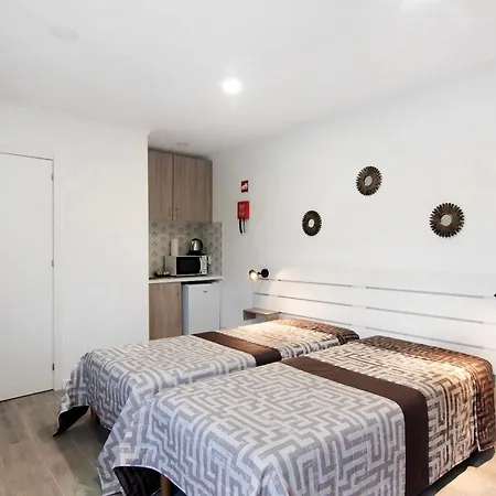 Mar Apartment *